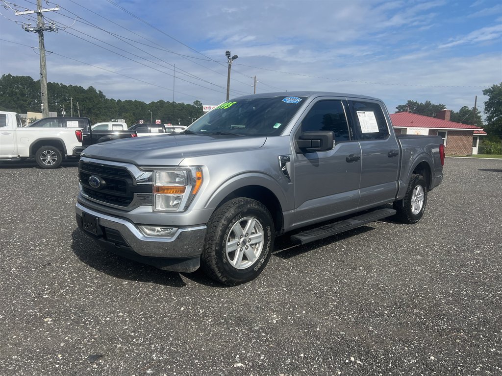 2021 Ford F-150 XLT's photo
