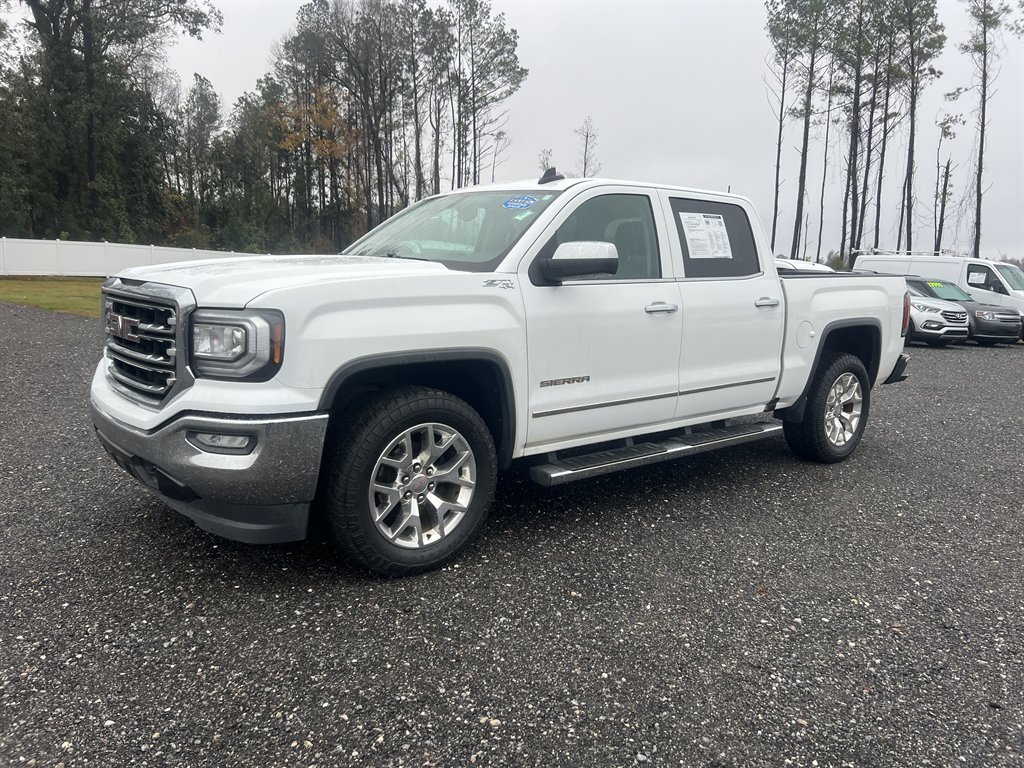 2017 GMC Sierra 1500 SLT's photo