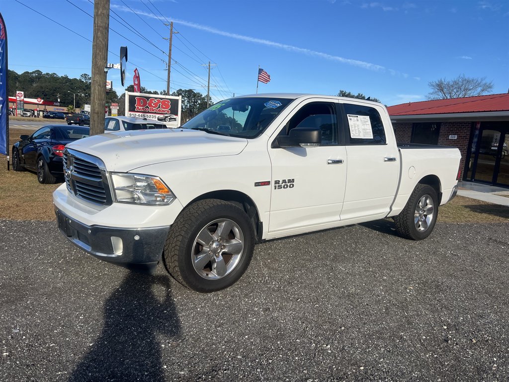 2015 RAM Ram 1500 Pickup SLT's photo