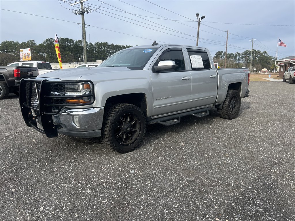 2017 Chevrolet Silverado 1500 LT's photo
