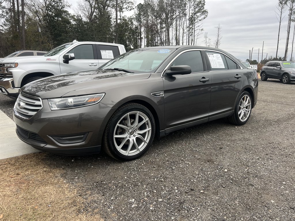 2016 Ford Taurus SEL