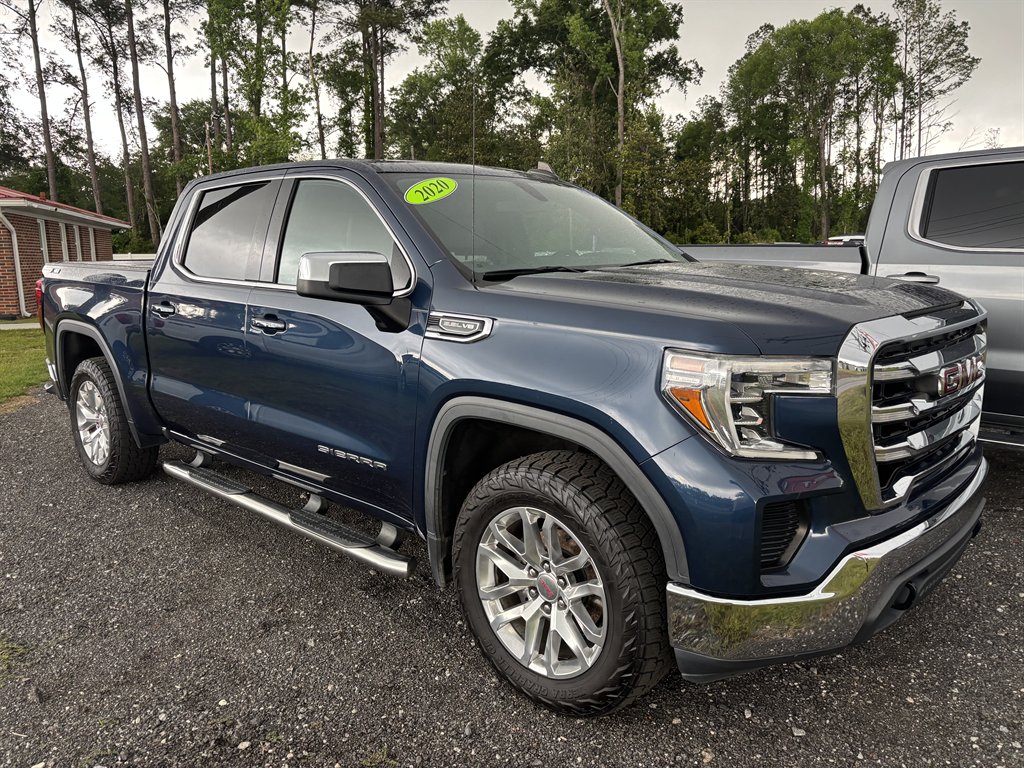 2020 GMC Sierra 4WD Crew Cab Short Box SLE's photo