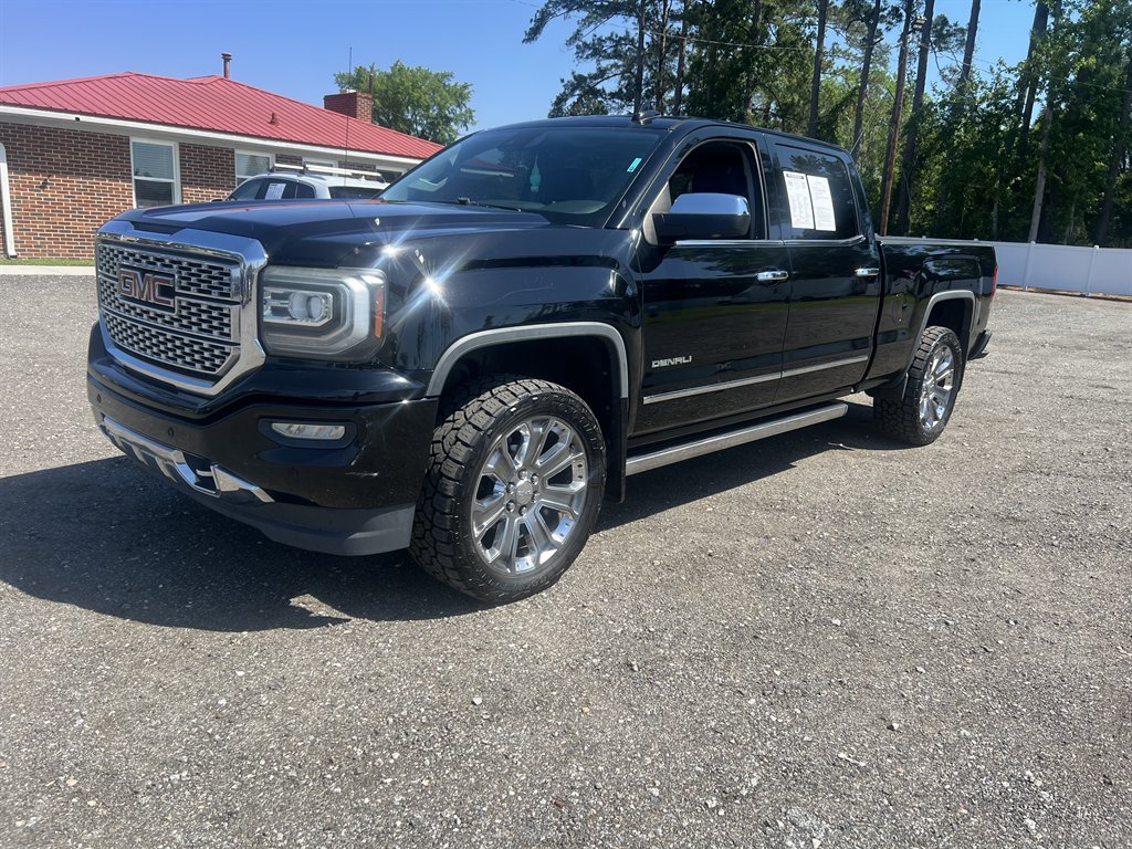 2016 GMC Sierra 4WD Crew Cab Short Box's photo