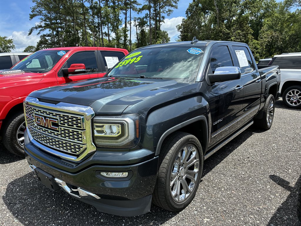 2017 GMC Sierra 4WD Crew Cab Short Box's photo