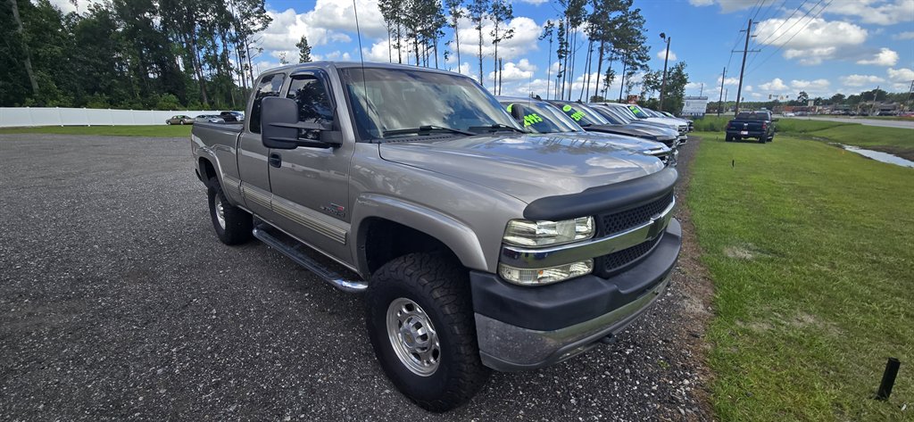 2002 Chevrolet Silverado HD 4WD Extended Cab SWB LS's photo