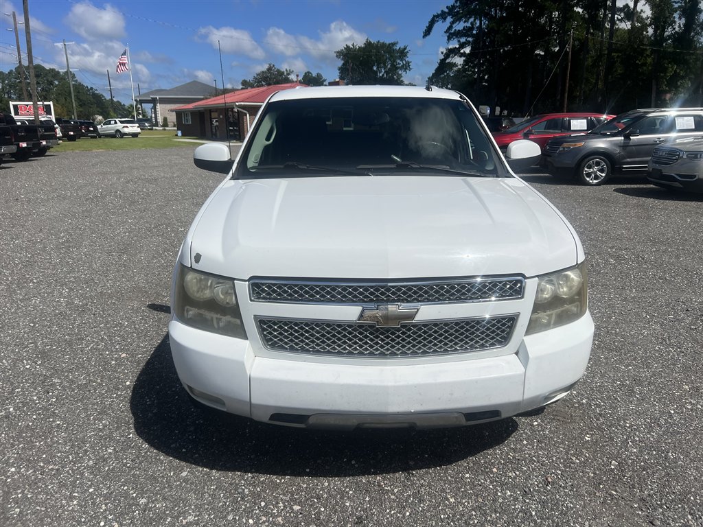 Chevrolet Avalanche photo 2