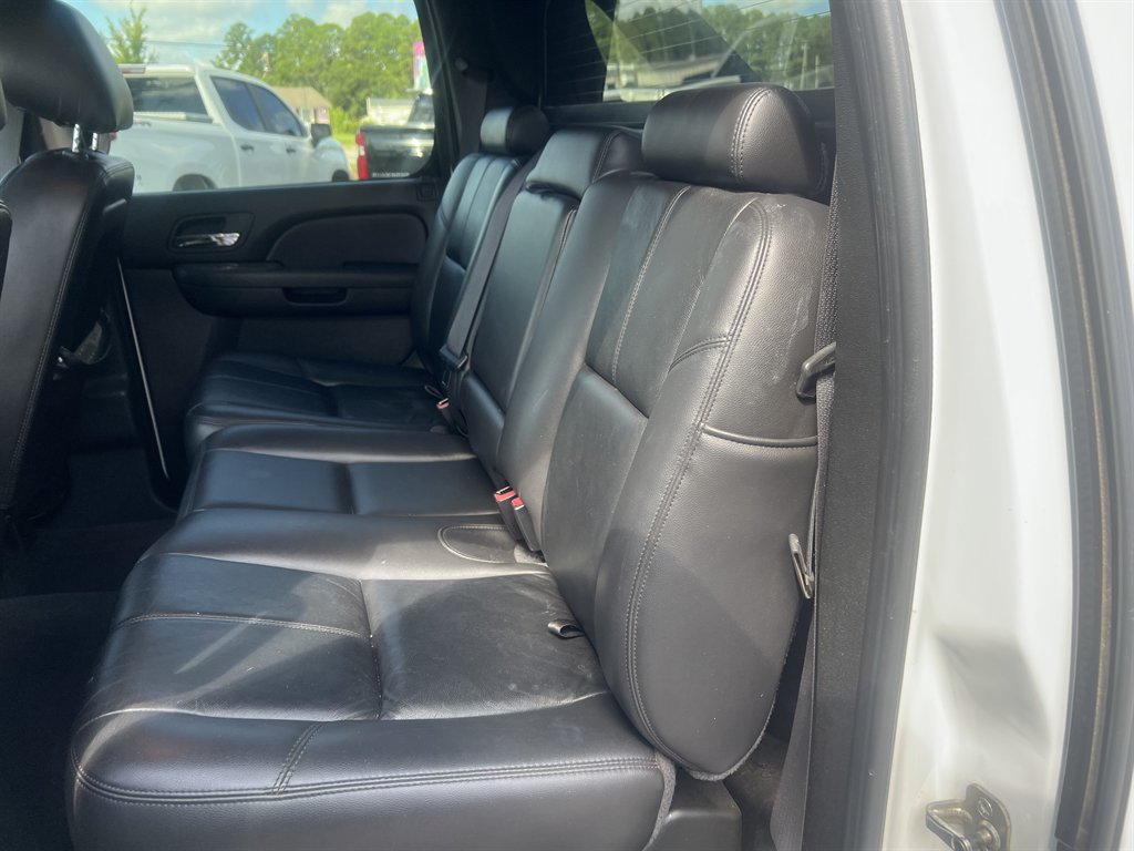 Chevrolet Avalanche photo 10