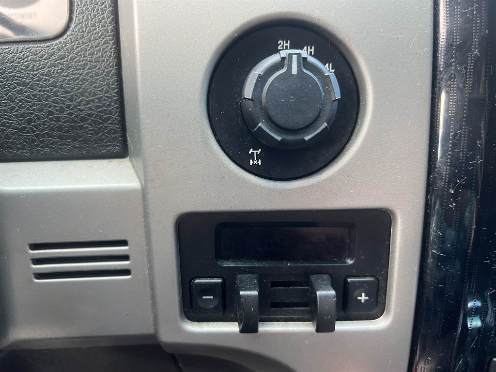 Ford F-150 photo 14