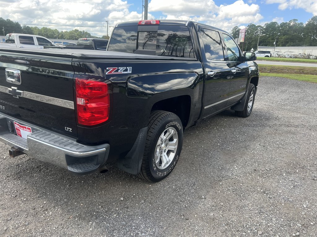 Chevrolet Silverado photo 5
