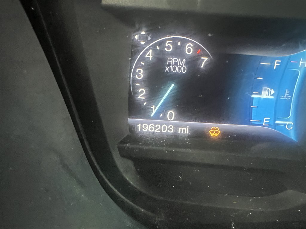 Ford Explorer photo 13