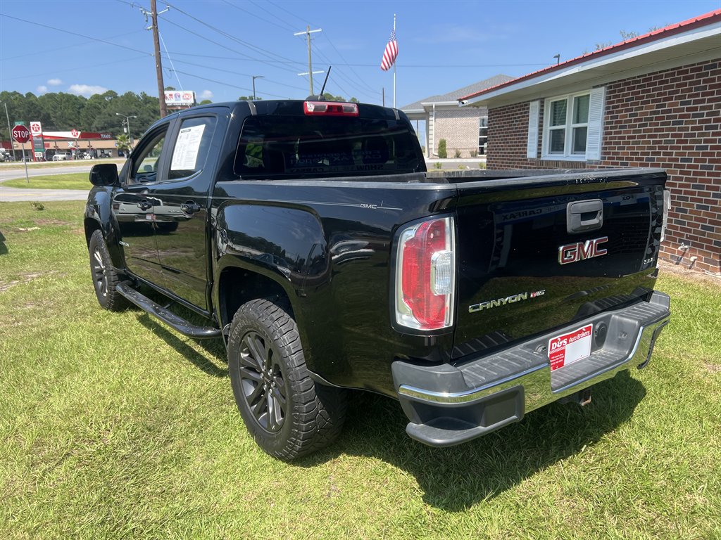 GMC Canyon photo 7