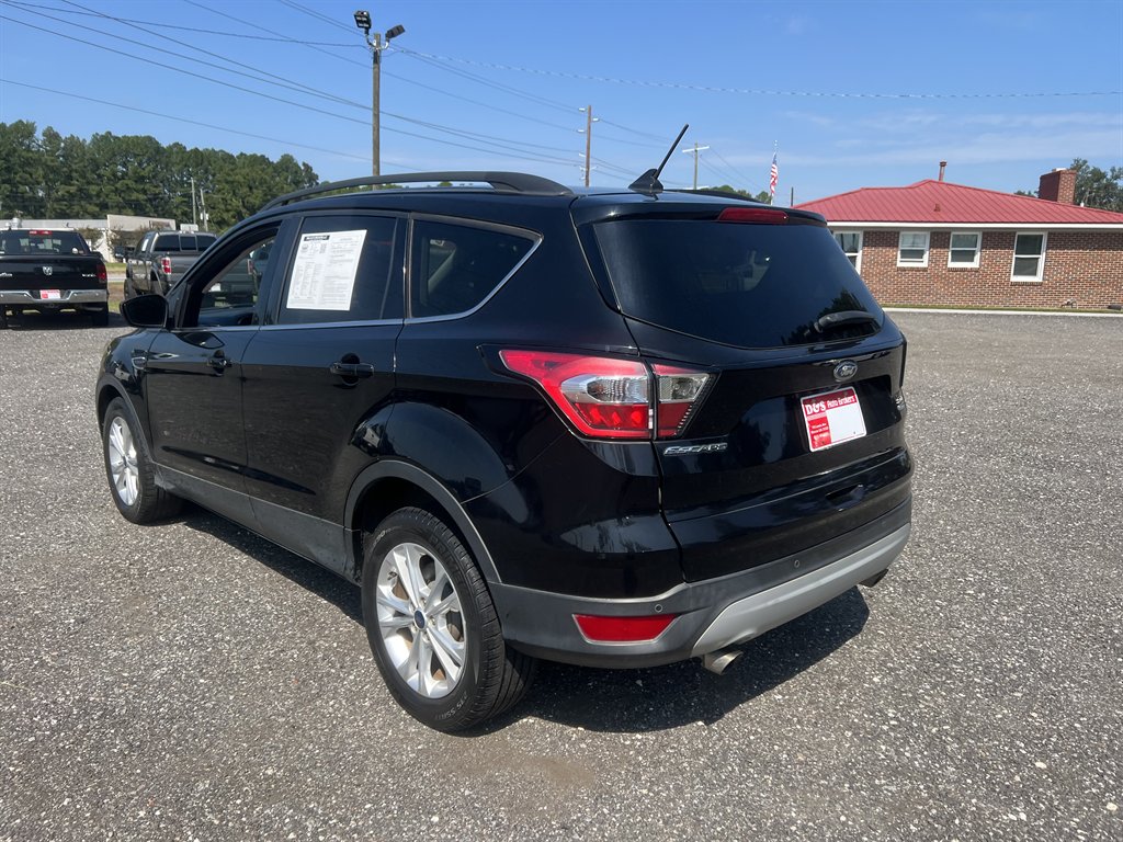 Ford Escape photo 6
