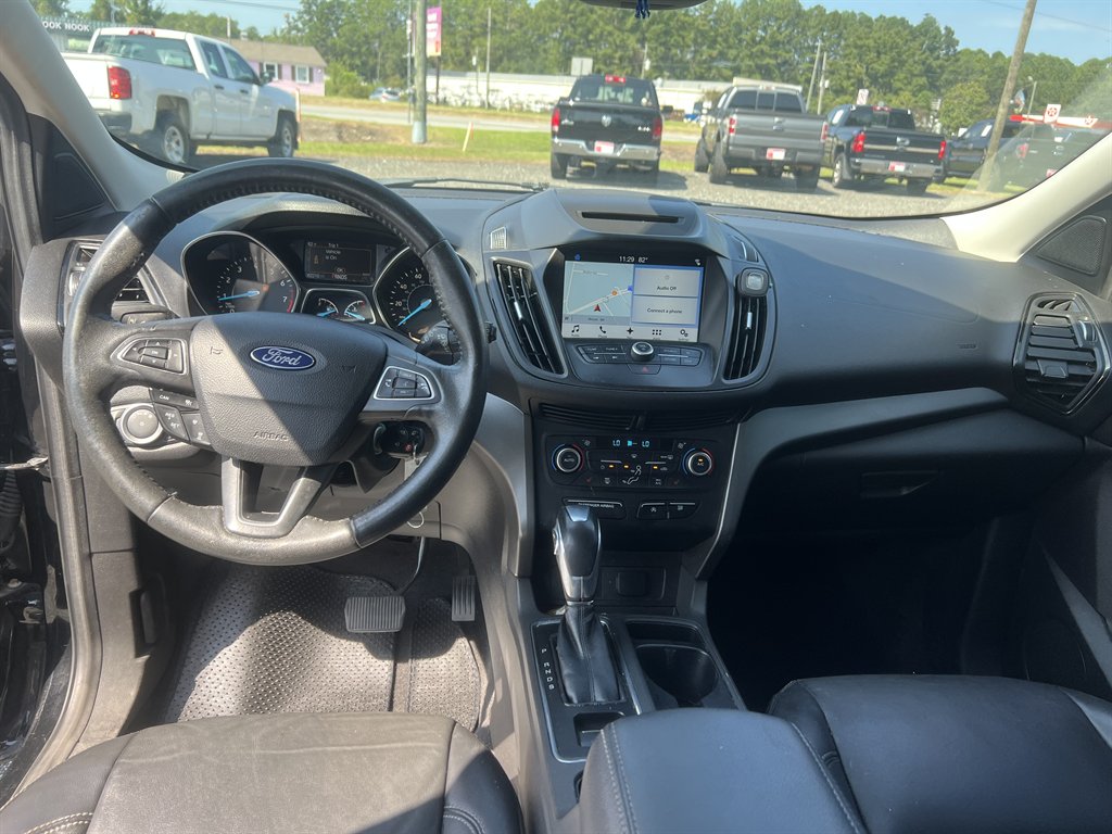 Ford Escape photo 10