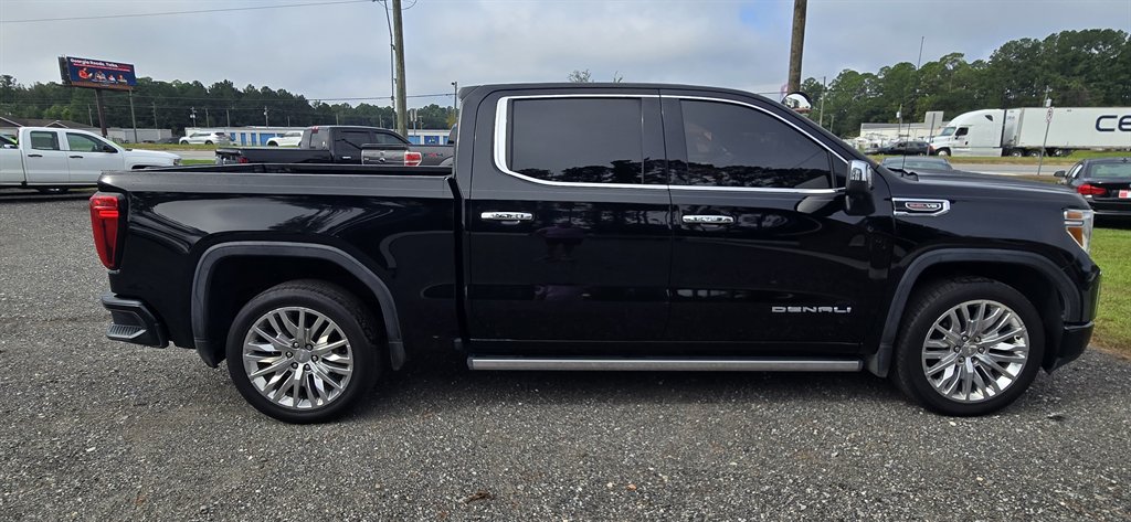 GMC Sierra photo 9