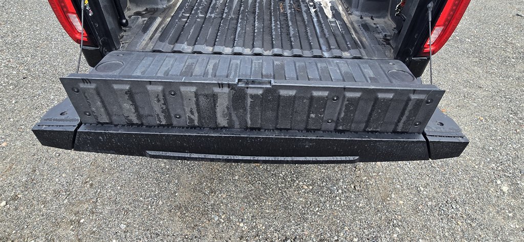 GMC Sierra photo 7