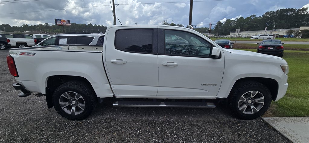 Chevrolet Colorado photo 8