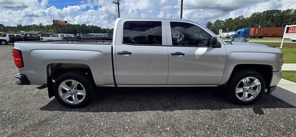 Chevrolet Silverado photo 8