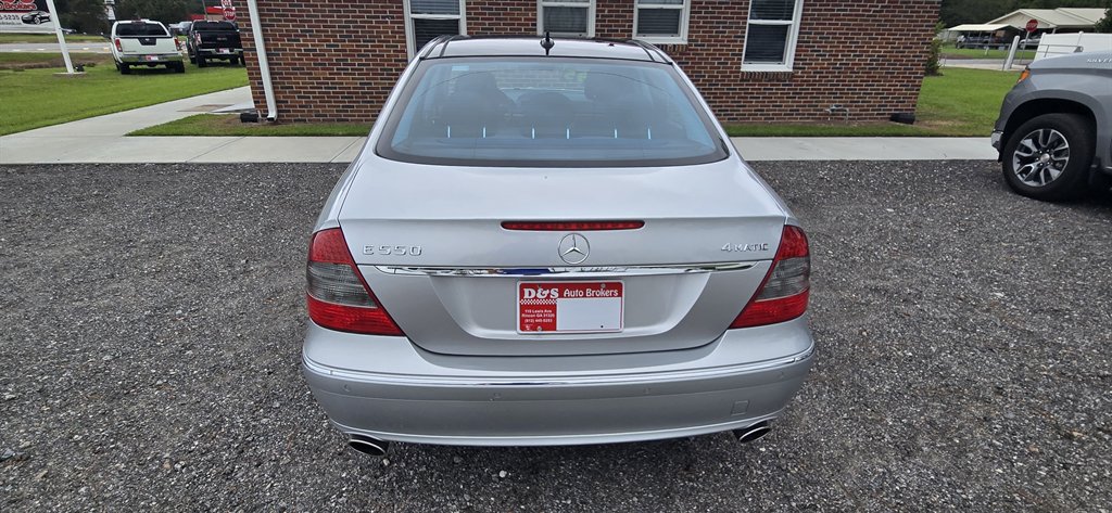 Mercedes-Benz E-Class photo 6