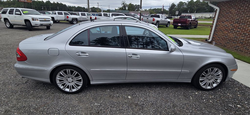 Mercedes-Benz E-Class photo 8
