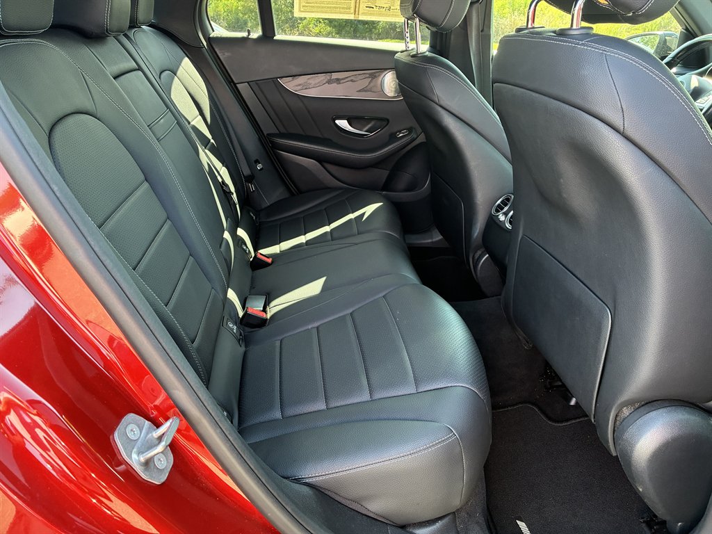 Mercedes-Benz GLC photo 9