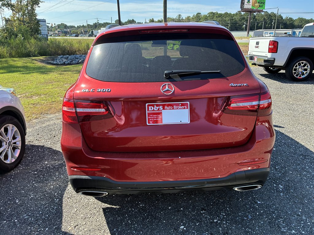 Mercedes-Benz GLC photo 6