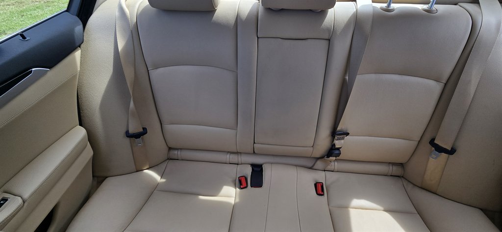BMW 5 Series photo 20