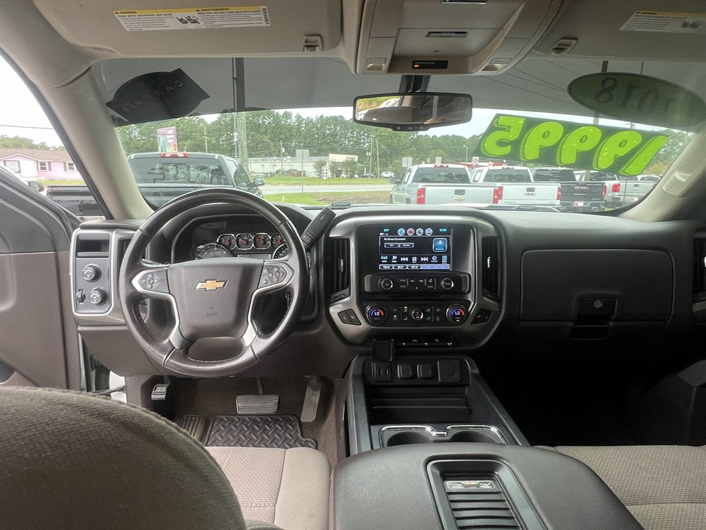 Chevrolet Silverado photo 12