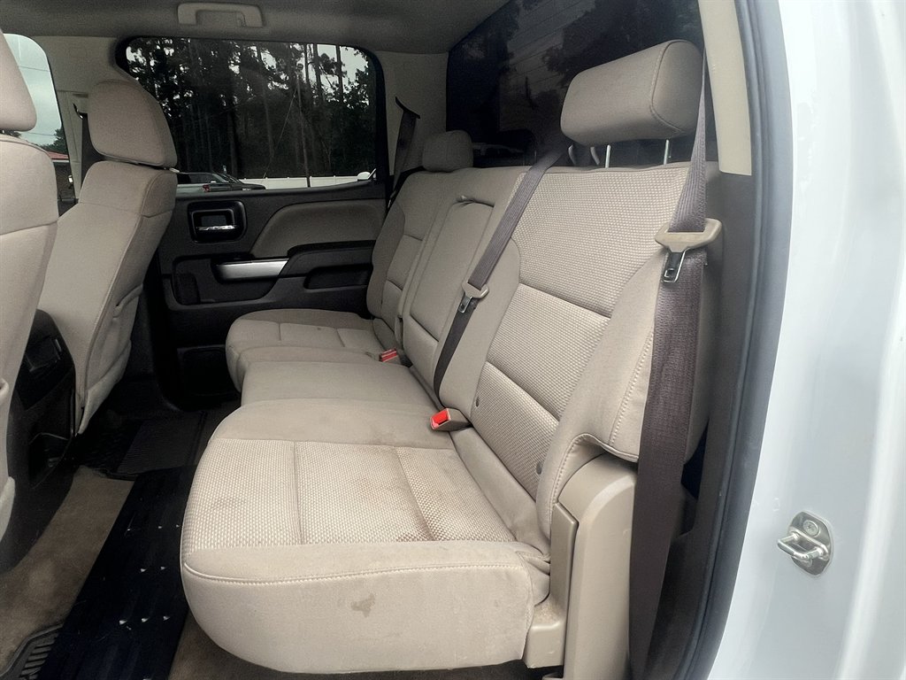 Chevrolet Silverado photo 14
