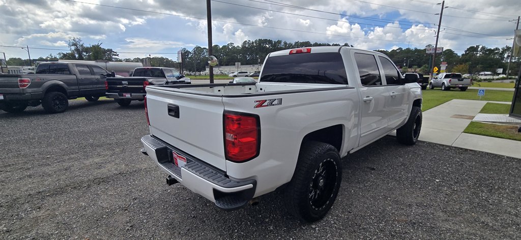 Chevrolet Silverado photo 7