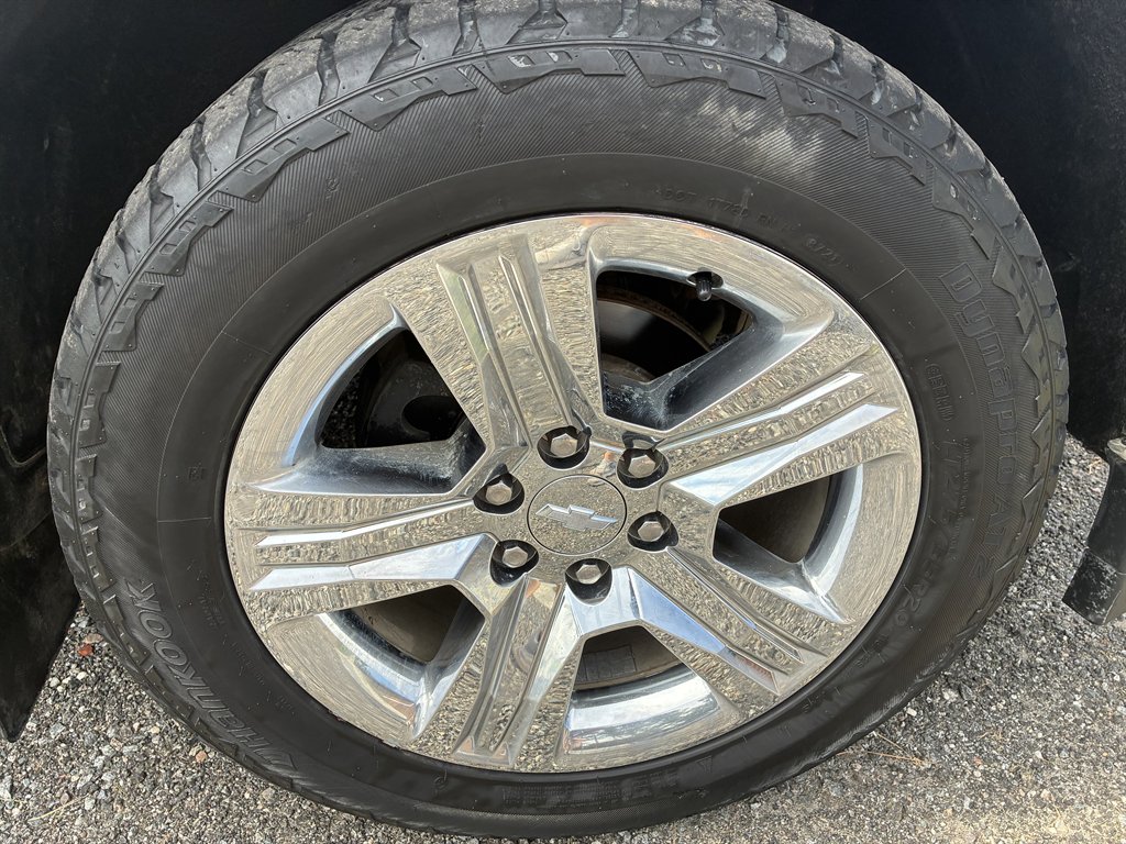 Chevrolet Silverado photo 18