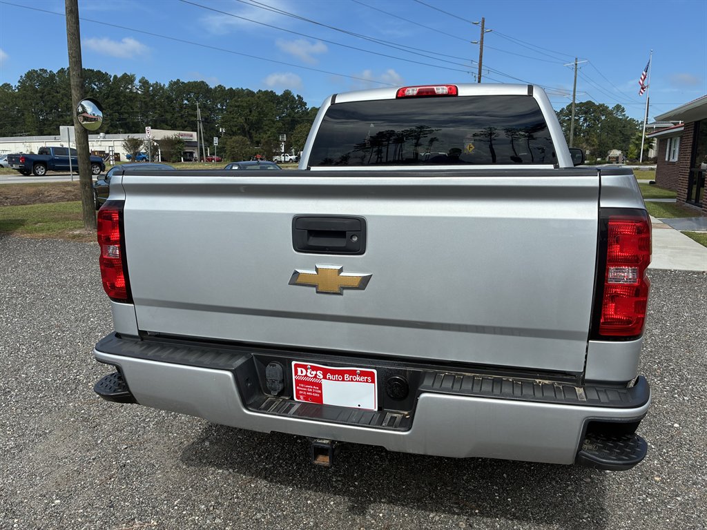 Chevrolet Silverado photo 9