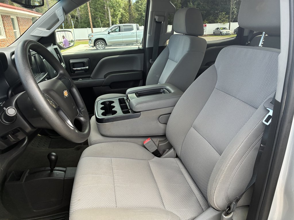 Chevrolet Silverado photo 13