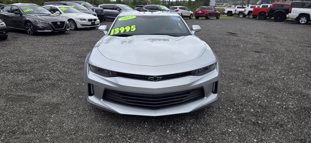 Chevrolet Camaro photo 2