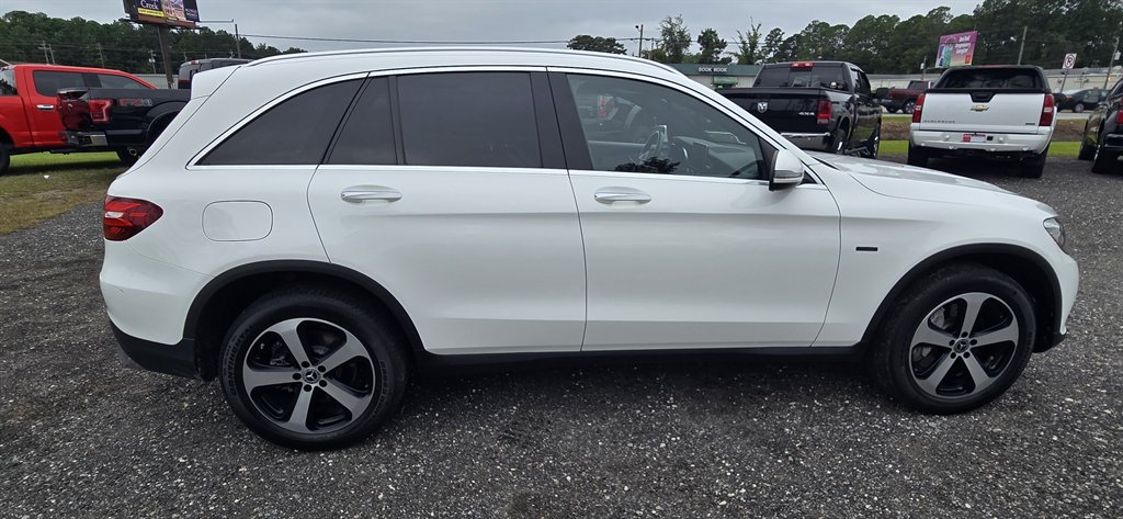 Mercedes-Benz GLC photo 8