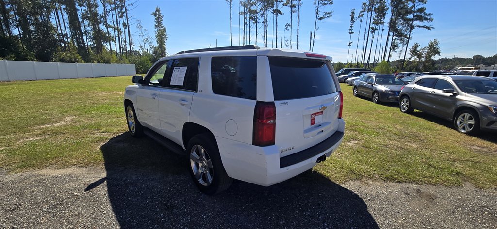Chevrolet Tahoe photo 4