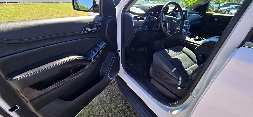 Chevrolet Tahoe photo 11