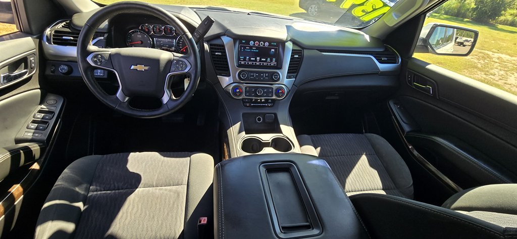 Chevrolet Tahoe photo 13