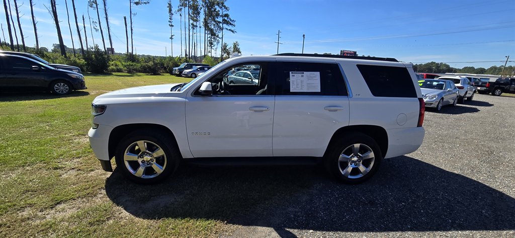 Chevrolet Tahoe photo 3