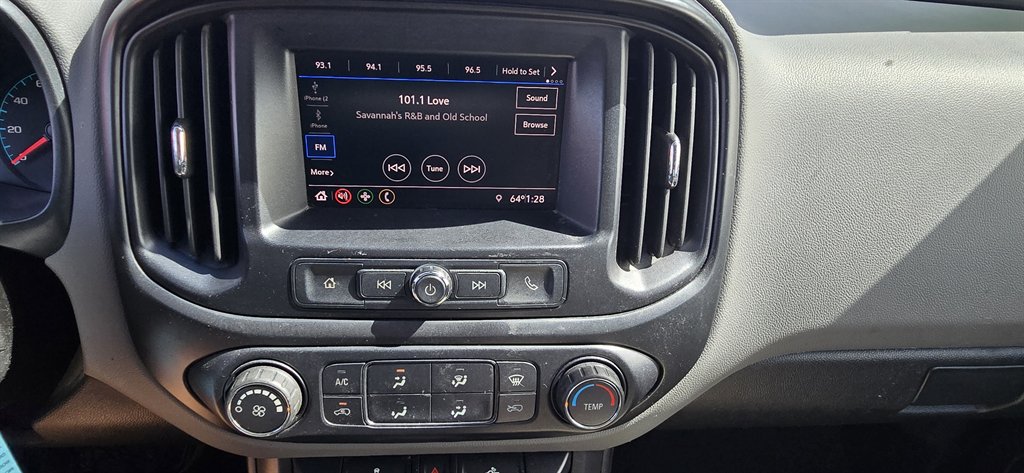 Chevrolet Colorado photo 14