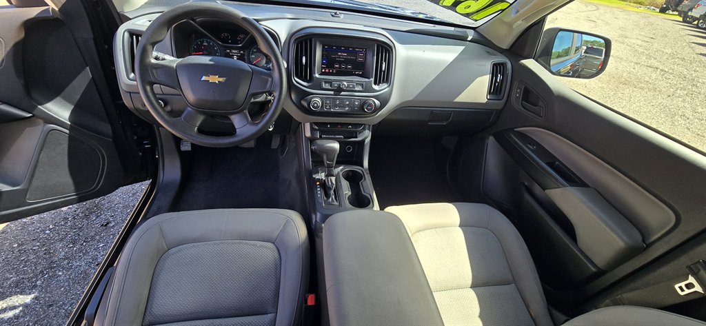 Chevrolet Colorado photo 16