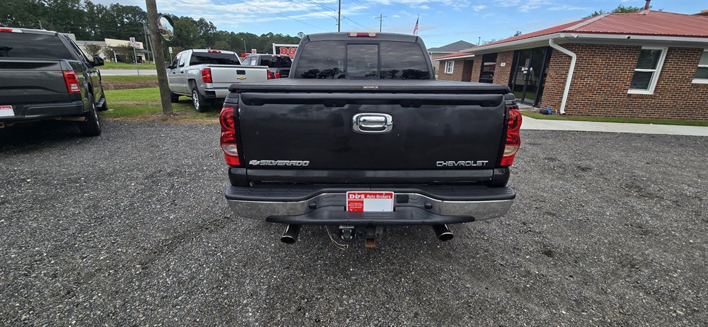 Chevrolet Silverado photo 6