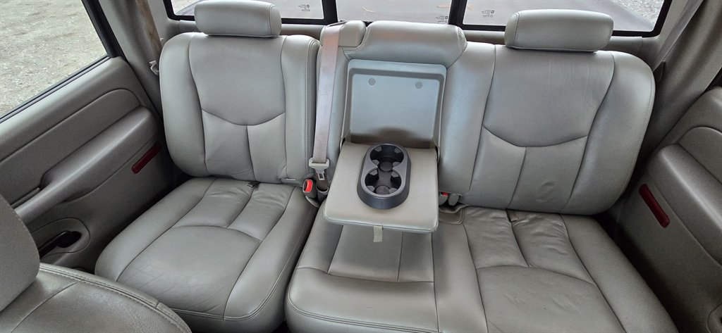 Chevrolet Silverado photo 14