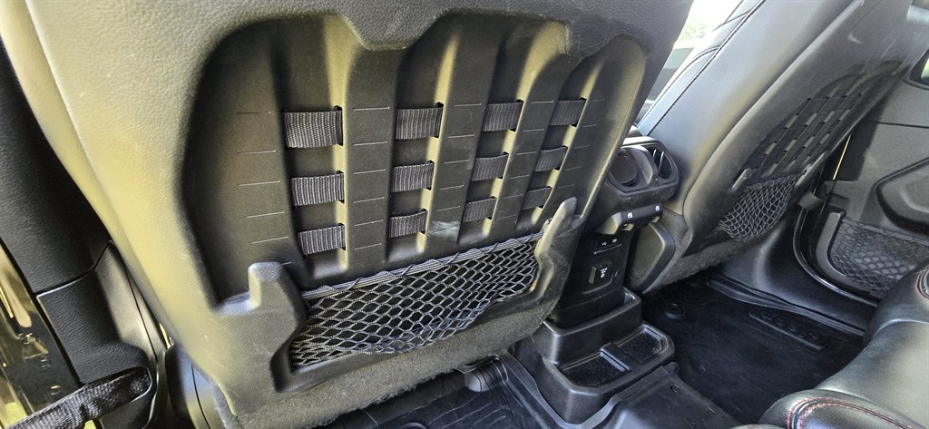 Jeep Wrangler photo 21