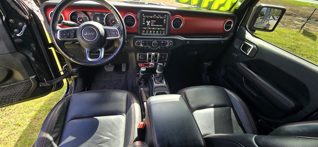 Jeep Wrangler photo 19