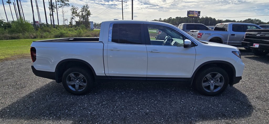Honda Ridgeline photo 8