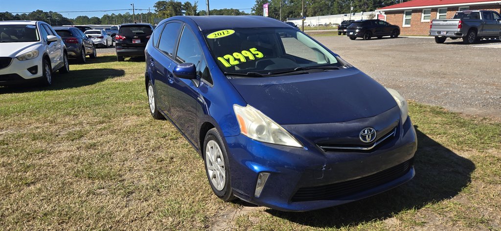 2012 Toyota Prius v Five